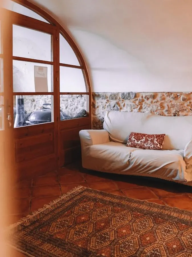 Mas Cal Carreter, Take A Break - Slow Living Fares 0*,