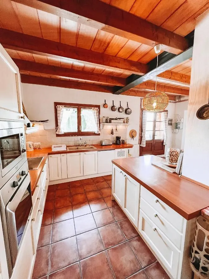 Mas Cal Carreter, Take A Break - Slow Living Fares Holiday home